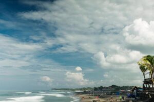 Pererenan Beach – Charming Sea Side Village mixed with Stunning Rice Fields and Black Sand Beach