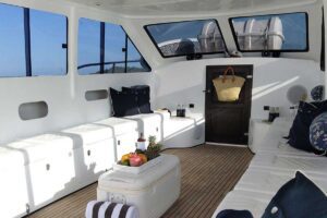 pulau private charter 2