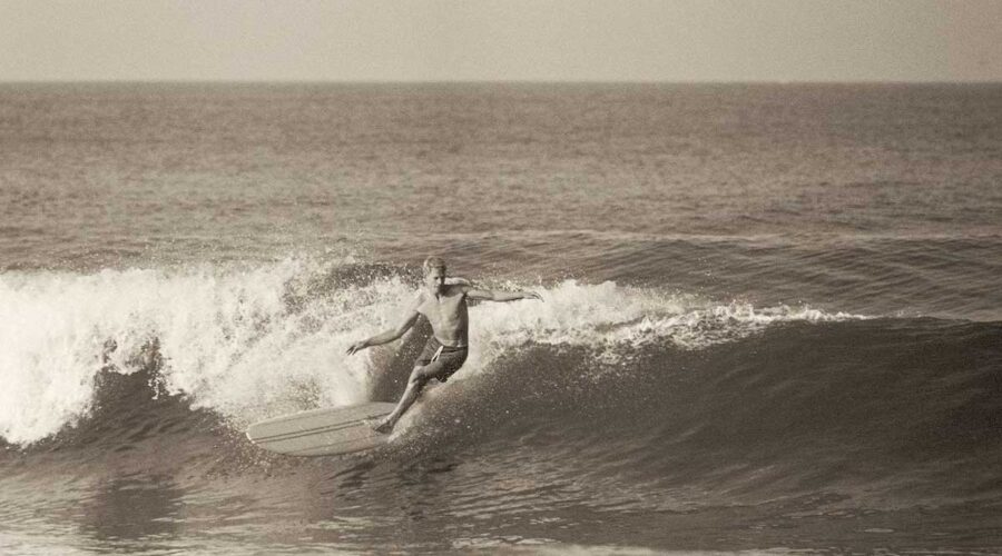 How Surfing Rode its Way into Modern Culture: A Historical Overview