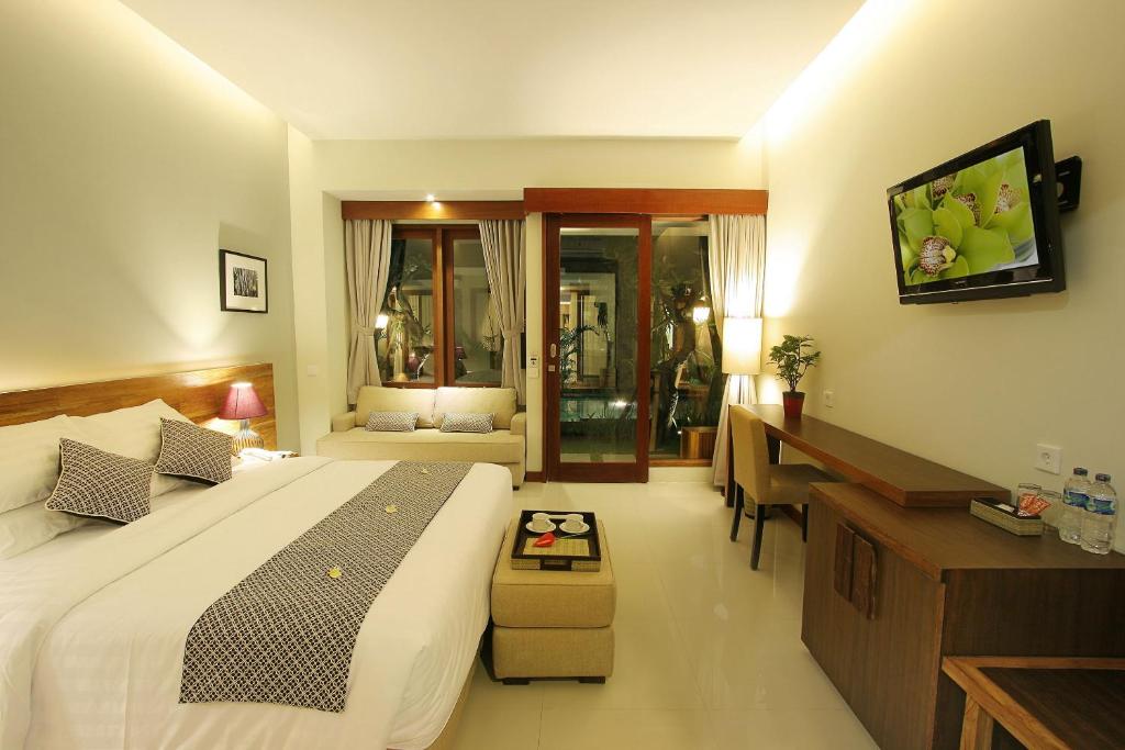 uma karan hotel