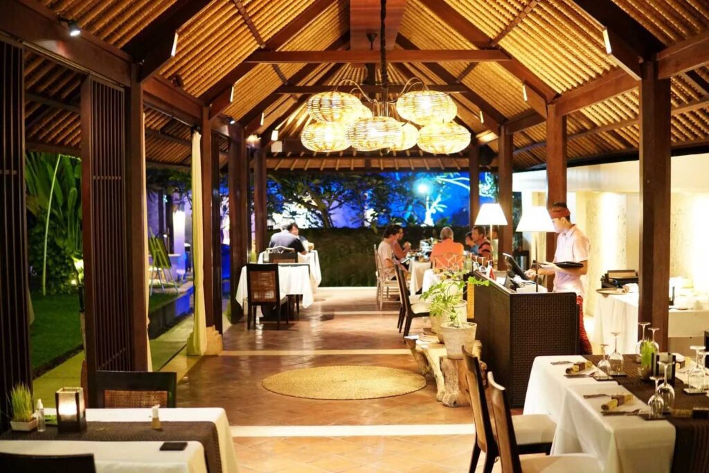 gong restaurant sanur