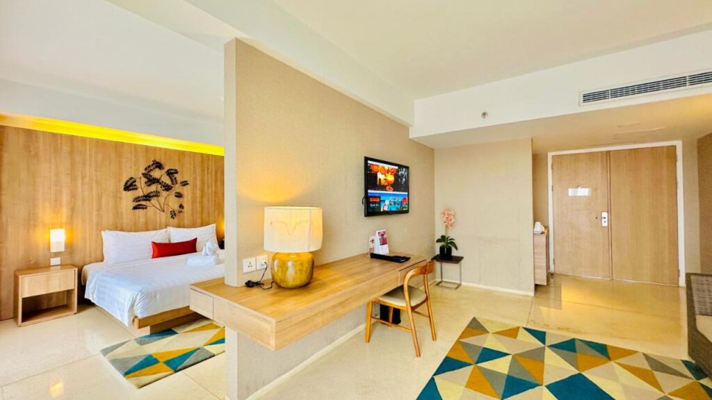 10 Hotel Resor Terbaik yang Ramah di Kantong dan Berkelas 4 grand zuri hotel 2