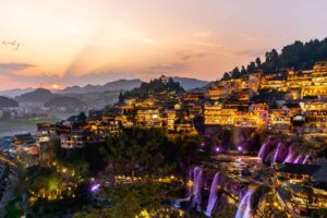 China Scenic Explorer: Zhangjiajie, Chongqing & Beyond