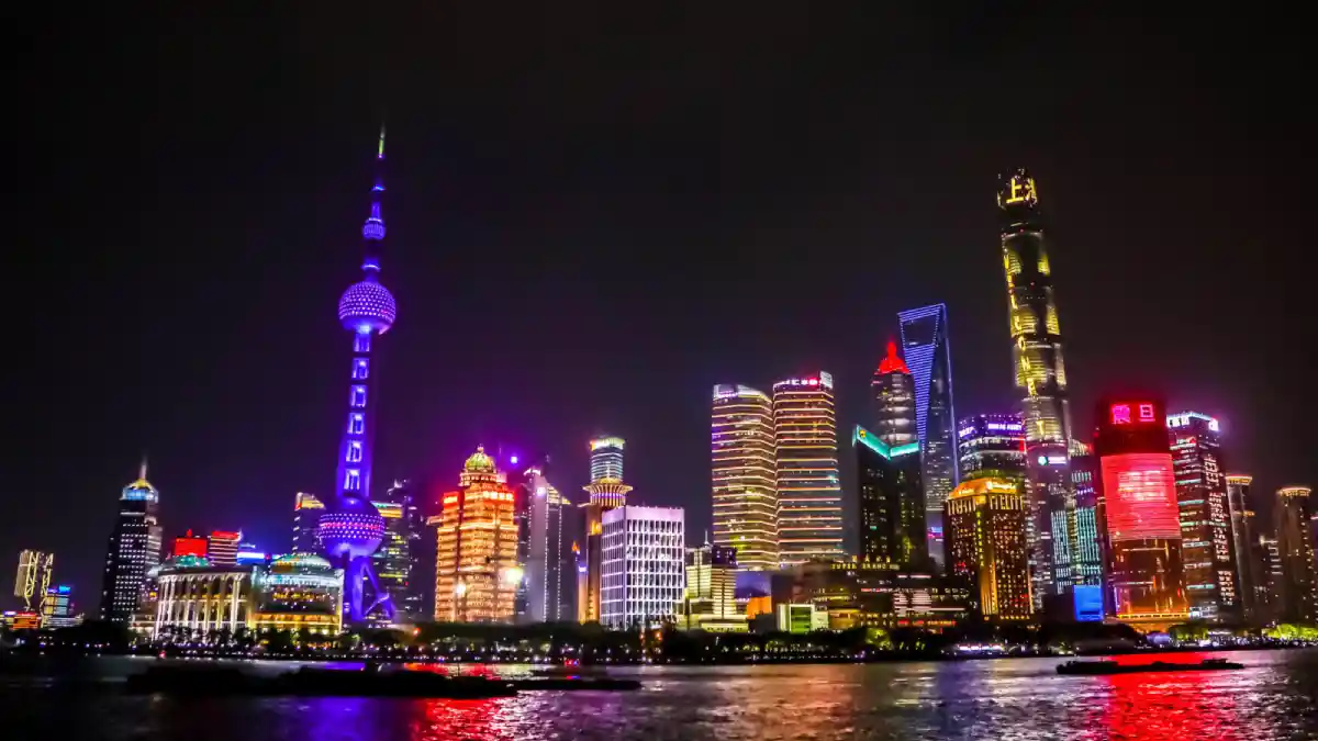 Arrival in Shanghai