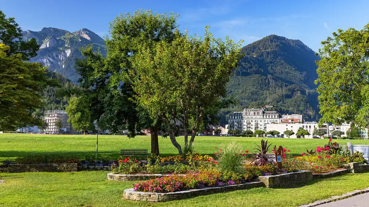 10D7N Scenic Switzerland + Zermatt + Interlaken PLUZZ Blausee 5 Bern/Biel - Interlaken - Bern/Biel