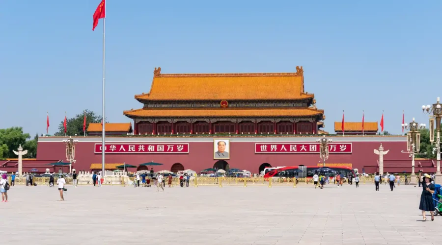 9D7N Fun China: 3 Theme Parks & Historical Wonders