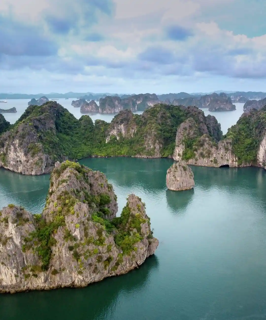 5D4N Value Deals Vietnam: Halong Bay & Ninh Binh