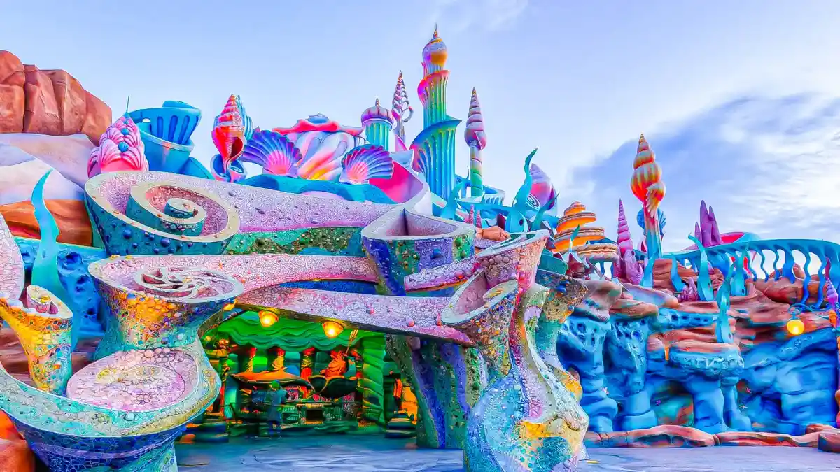 7D4N Value Deals Japan Disneysea + Oshino Hakkai + Shinkansen Experience 3 Tokyo Disneysea - Kawaguchiko